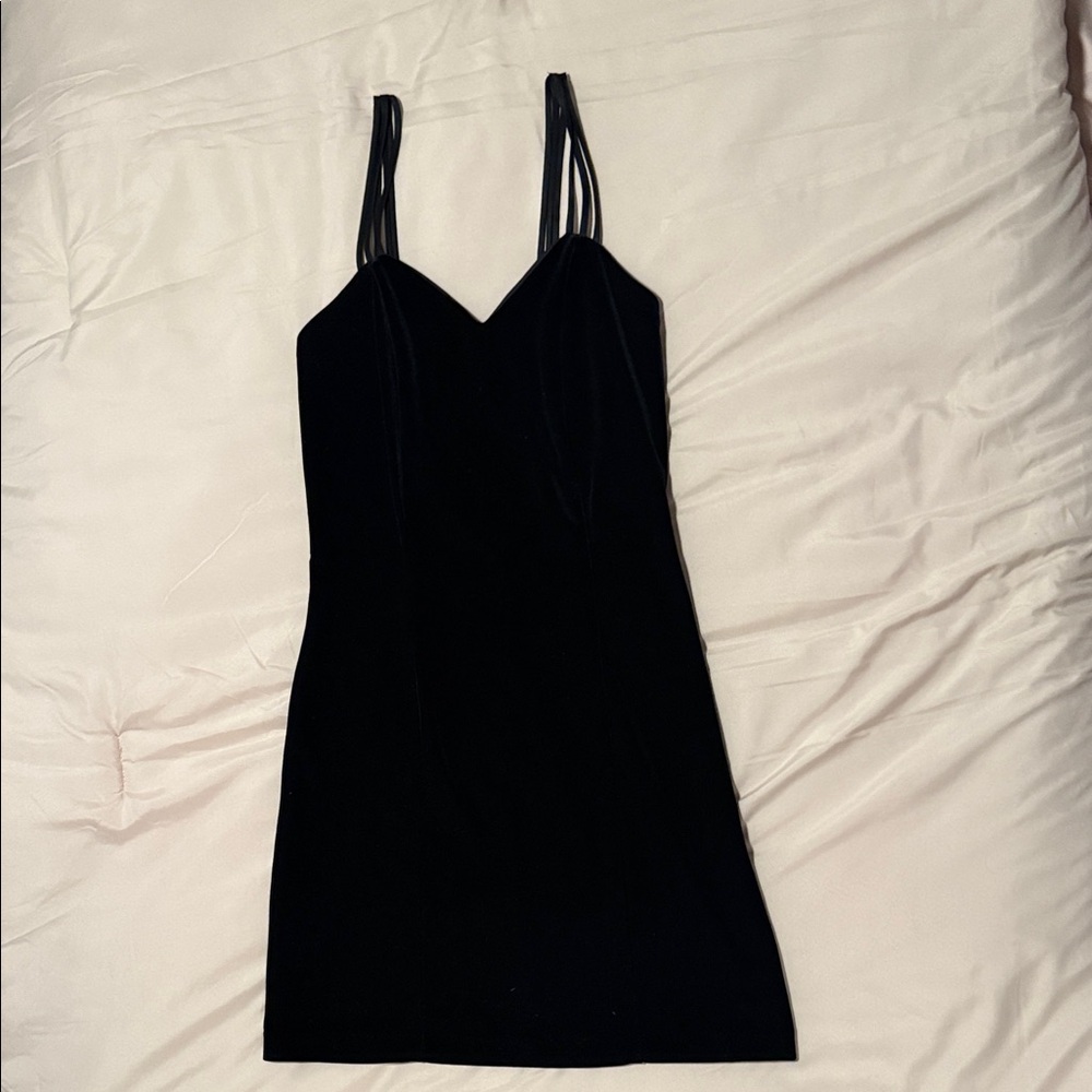 Elegant Black Strappy Velvet Mini Dress